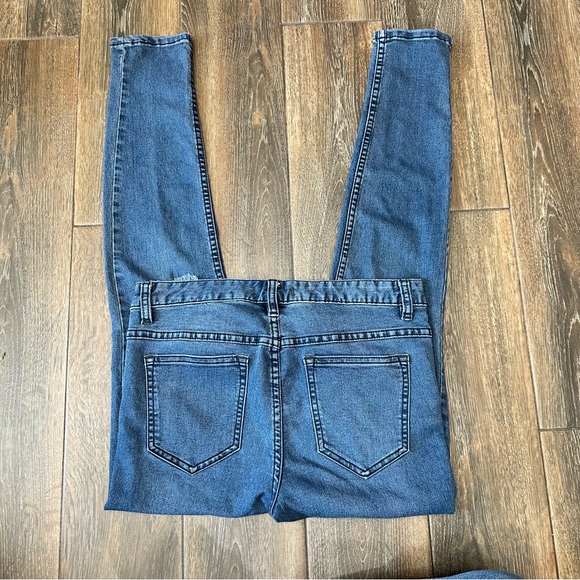 Free People Womens Busted Knee Skinny Jeans Distressed High Waist Size 28 - Picture 4 of 13